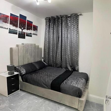 Entire 5 Star Luxury Whalley House Wifi Tv Luxury Burnley Esterno foto