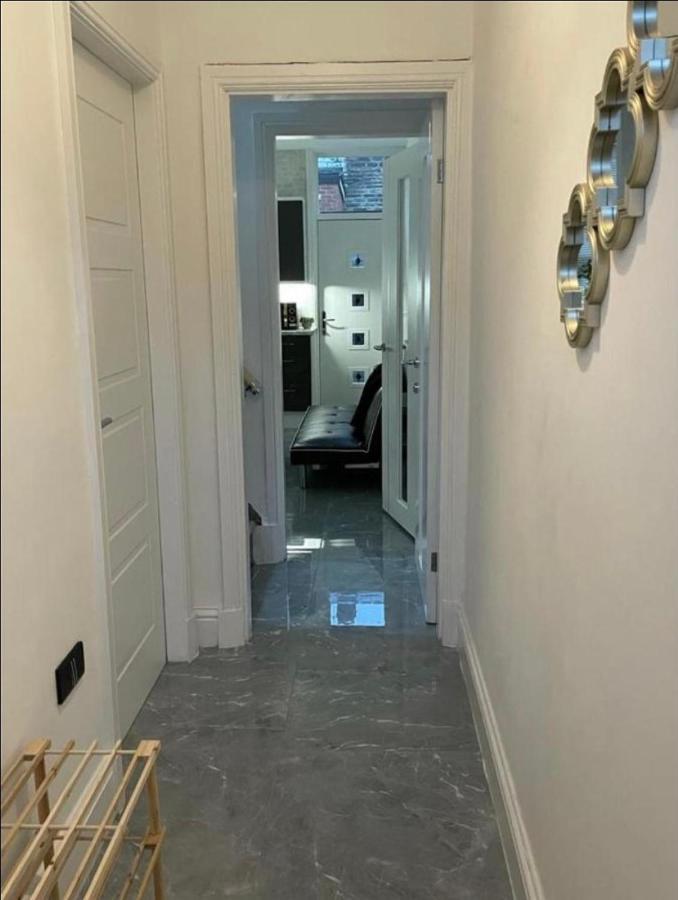 Entire 5 Star Luxury Whalley House Wifi Tv Luxury Burnley Esterno foto