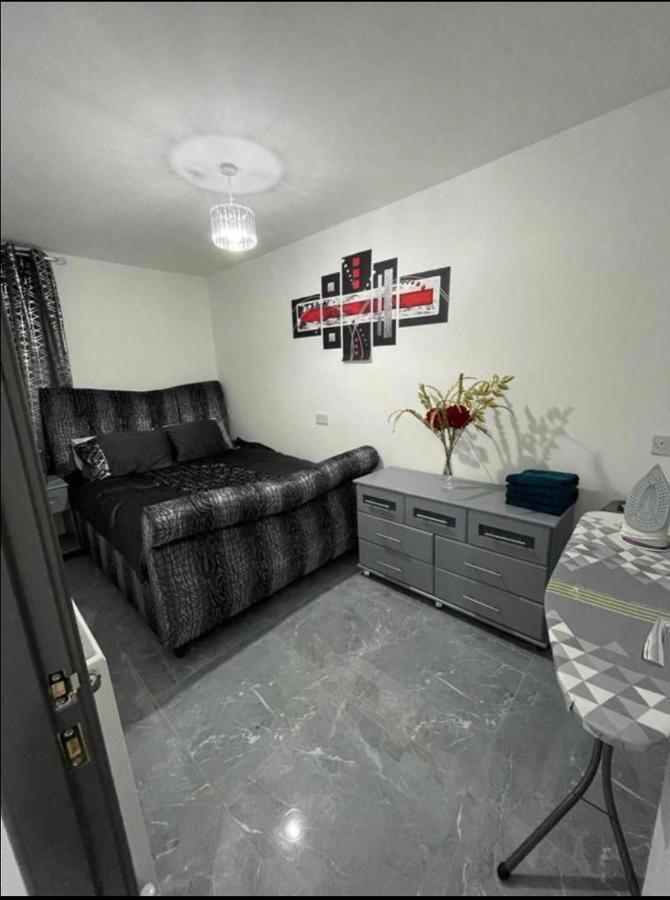 Entire 5 Star Luxury Whalley House Wifi Tv Luxury Burnley Esterno foto
