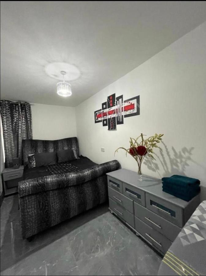 Entire 5 Star Luxury Whalley House Wifi Tv Luxury Burnley Esterno foto