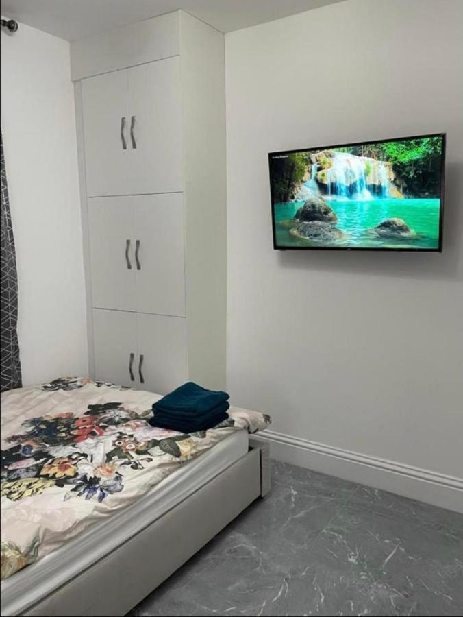 Entire 5 Star Luxury Whalley House Wifi Tv Luxury Burnley Esterno foto