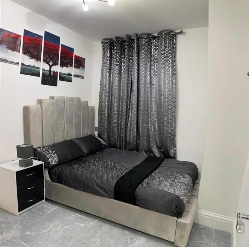 Entire 5 Star Luxury Whalley House Wifi Tv Luxury Burnley Esterno foto
